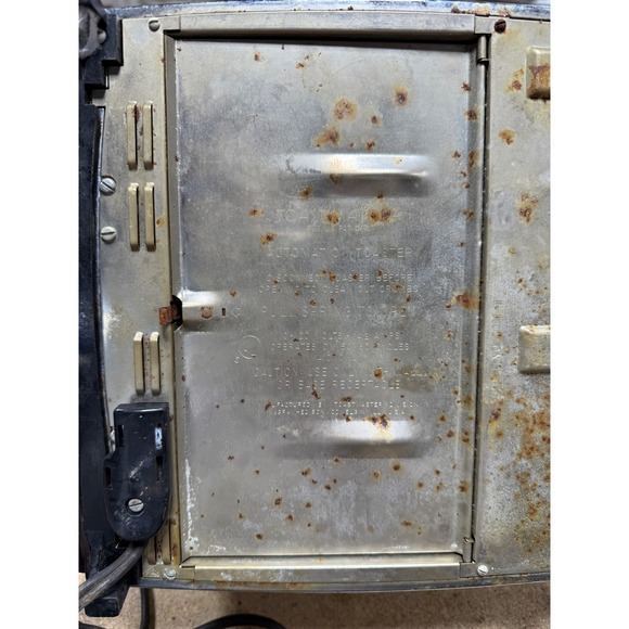 Vintage Toastmaster Hostess Automatic Toaster Chrome Retro  parts only - Picture 11 of 11